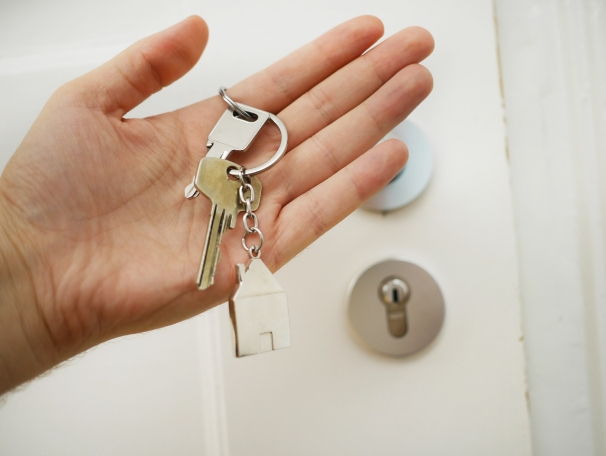 https://AndresS.StopRentingStartOwning.com